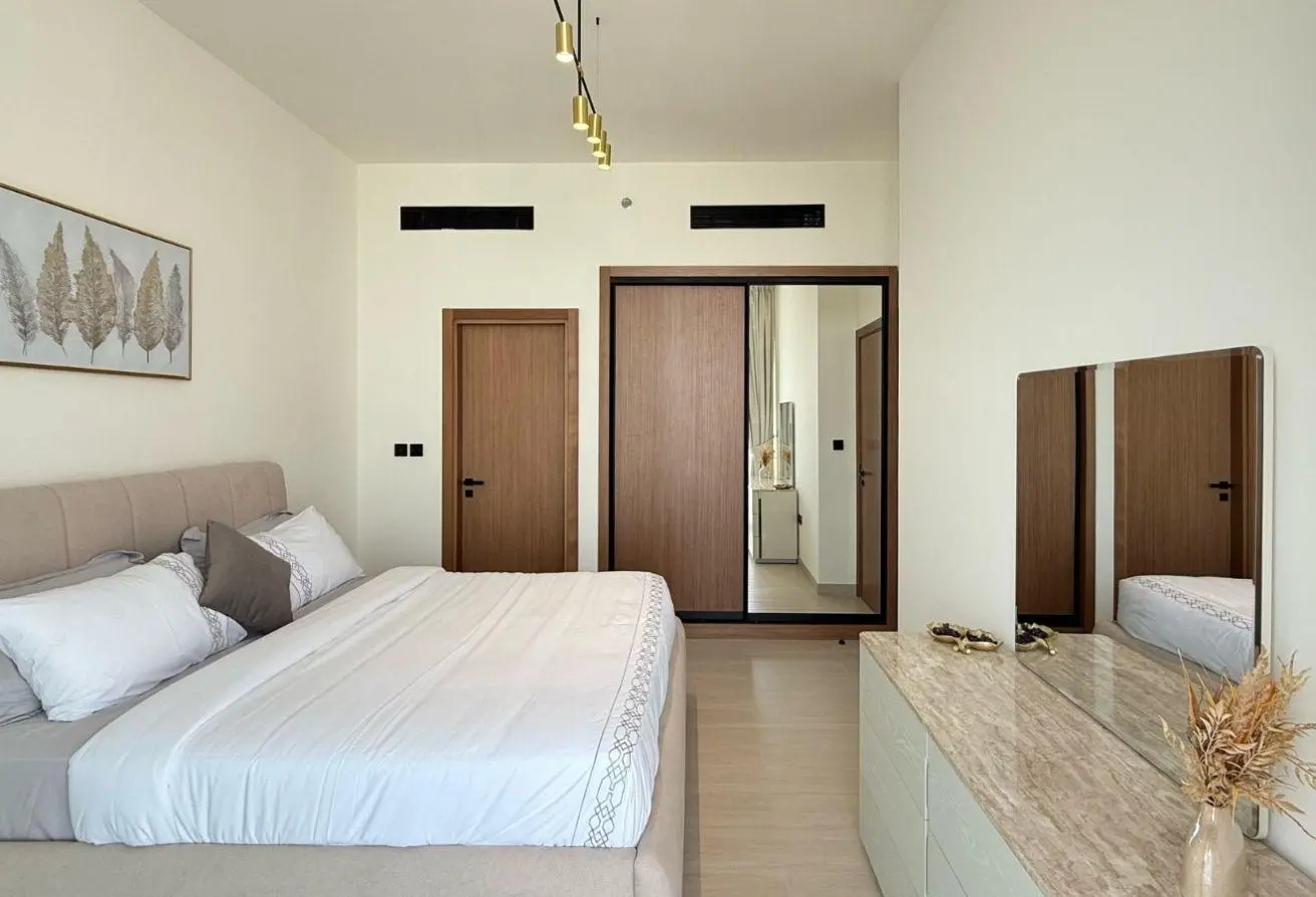 16262007 - Property Main Image