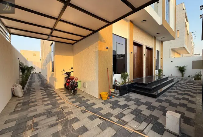 85732055 - Property Image 3