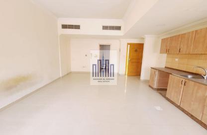 Apartment - Studio - 1 Bathroom for rent in Fire Station Road - Muwaileh - Sharjah