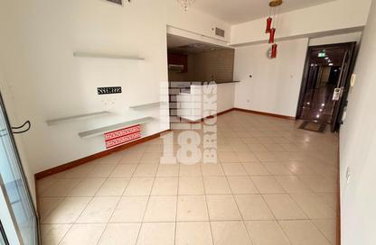 Apartment - 2 Bedrooms - 2 Bathrooms for rent in Marina Diamonds - Dubai Marina - Dubai