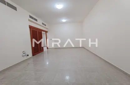 Apartment - 3 Bedrooms - 3 Bathrooms for rent in Silver Sands 2 - Al Mankhool - Bur Dubai - Dubai