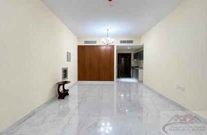 Apartment - Studio - 1 for rent in Muweileh Community - Muwaileh Commercial - Sharjah