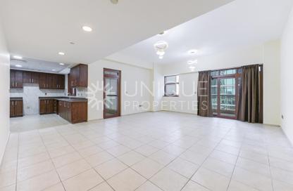 Apartment - 1 Bedroom - 2 Bathrooms for rent in Executive Tower B - Executive Towers - Business Bay - Dubai Apartment - 1 Bedroom - 2 Bathrooms for rent in Executive Tower B - Executive Towers - Business Bay - Dubai