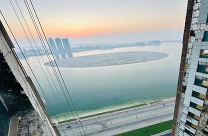 Apartment - 1 Bedroom - 2 Bathrooms for rent in Beach Tower 2 - Al Khan Lagoon - Al Khan - Sharjah