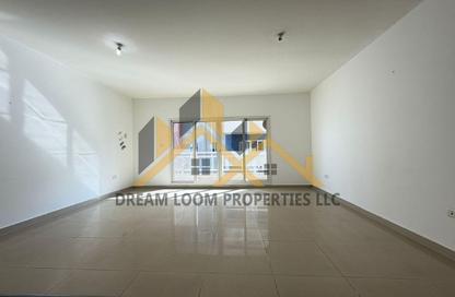 Apartment - 2 - 2 for rent in Tower 11 - Al Reef Downtown - Al Reef - Abu Dhabi