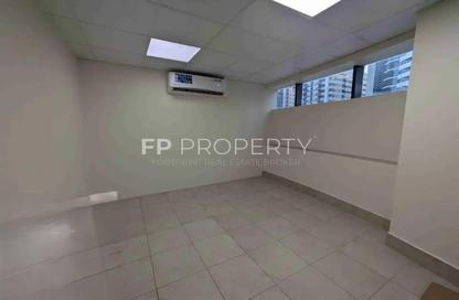 Office Space - Studio - 1 Bathroom for rent in Al Shafar Tower 1 - Al Shafar Tower - Barsha Heights (Tecom) - Dubai