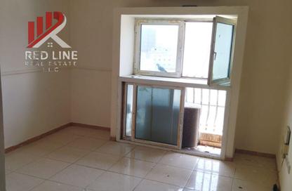 Apartment - 1 Bedroom - 1 Bathroom for rent in Al Qulaya'ah - Al Sharq - Sharjah