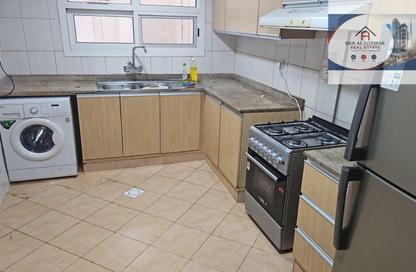 Apartment - 1 Bedroom - 1 Bathroom for rent in Blue Tower - Al Majaz 3 - Al Majaz - Sharjah Apartment - 1 Bedroom - 1 Bathroom for rent in Blue Tower - Al Majaz 3 - Al Majaz - Sharjah
