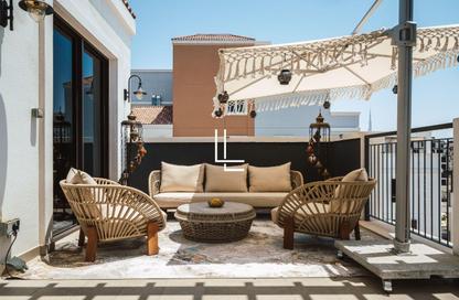 Apartment - 4 Bedrooms - 5 Bathrooms for sale in La Rive Building 1 - La Rive - Port de La Mer - La Mer - Jumeirah - Dubai