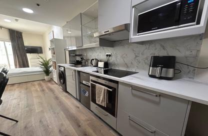 Apartment - Studio - 1 for rent in New Dubai Gate 2 - JLT Cluster A - Jumeirah Lake Towers - Dubai Apartment - Studio - 1 for rent in New Dubai Gate 2 - JLT Cluster A - Jumeirah Lake Towers - Dubai