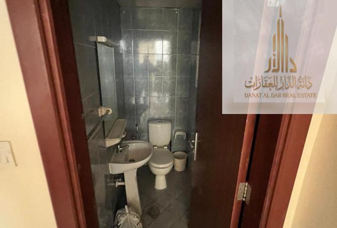 111421609 - Property Image 3