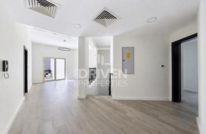 Villa - 4 Bedrooms - 6 Bathrooms for rent in Al Barsha 1 Villas - Al Barsha 1 - Al Barsha - Dubai