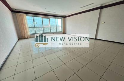 Office Space - Studio - 1 Bathroom for rent in Al Majaz 1 - Al Majaz - Sharjah