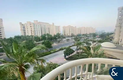 Apartment - 3 Bedrooms - 3 Bathrooms for sale in Abu Keibal - Shoreline Apartments - Palm Jumeirah - Dubai