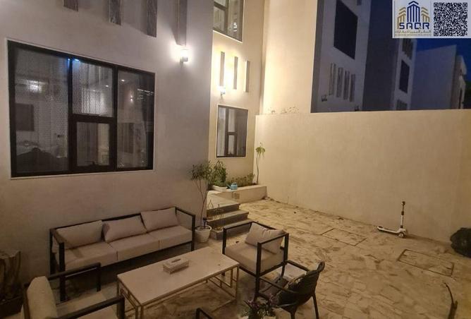 89208357 - صورة العقار 3