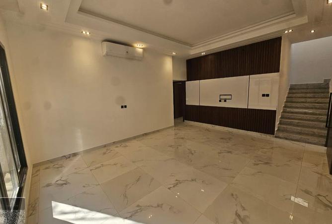 62477683 - صورة العقار 3