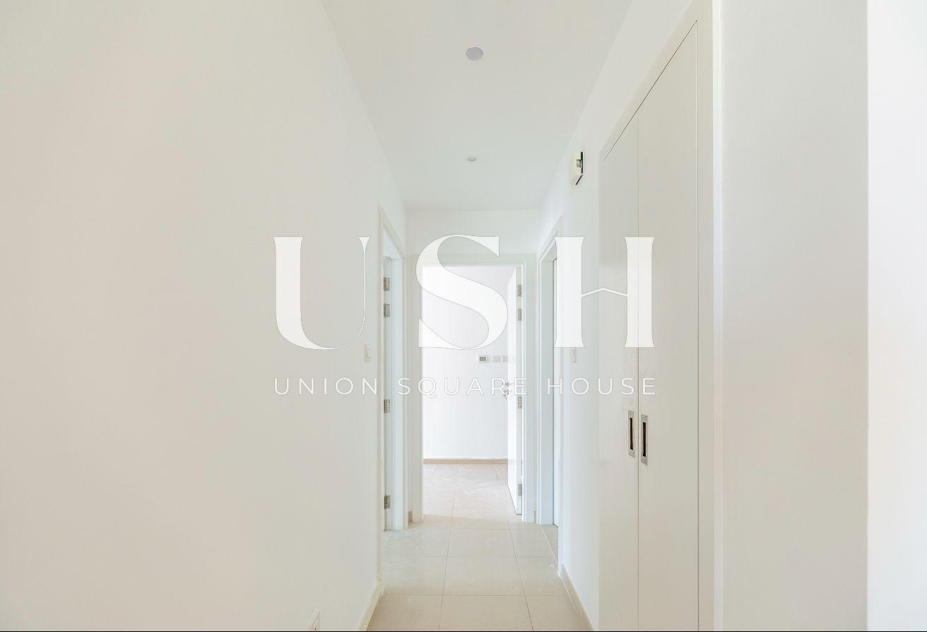 Pool Views 2 BR | Well Maintained | Prime Location photo 6