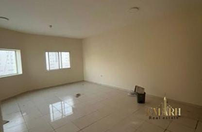 Apartment - 3 Bedrooms - 3 Bathrooms for rent in Al Rumailah building - Al Rumailah 2 - Al Rumaila - Ajman