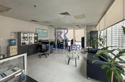 Office Space - 1 Bedroom for rent in Tamani Art Tower - Business Bay - Dubai