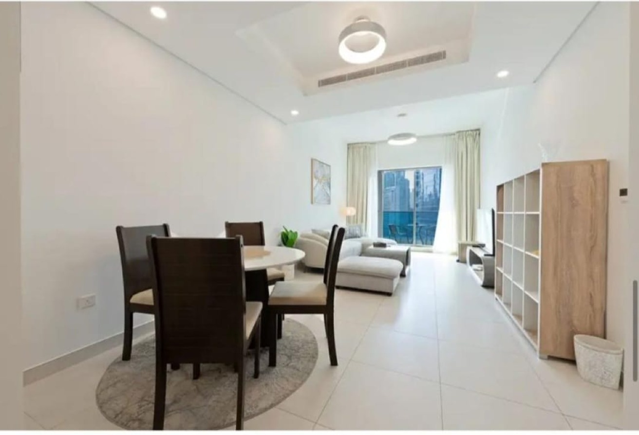 VACANT | FULLY FURNISHED | BURJ KHALIFA VIEW gallery image