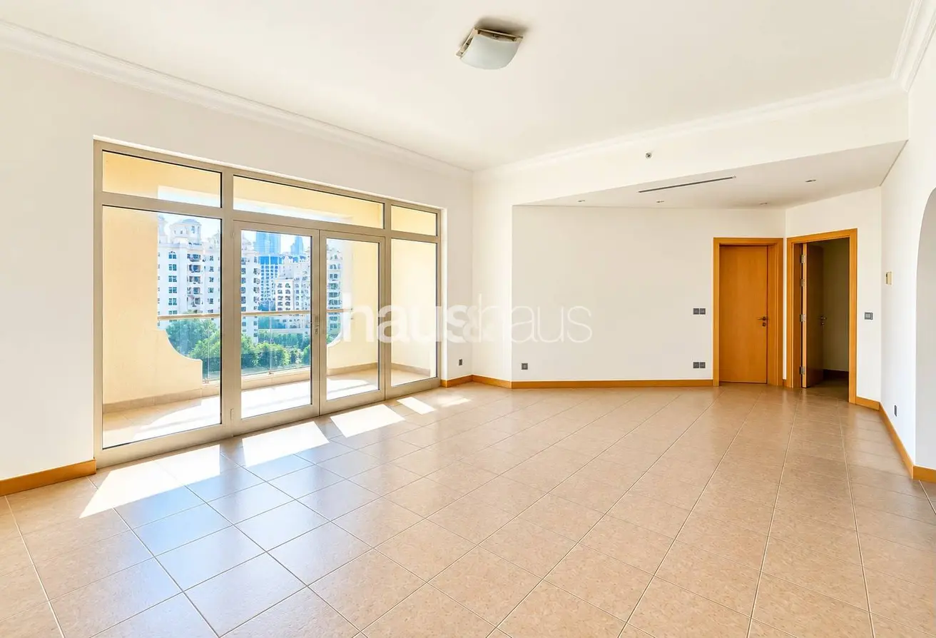 156018922 - Property Main Image