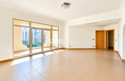 Apartment - 2 - 3 for rent in Al Khudrawi - Shoreline Apartments - Palm Jumeirah - Dubai