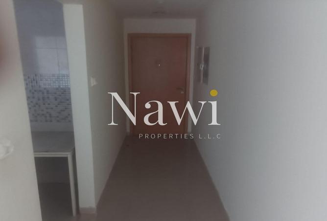 94011830 - Property Image 3