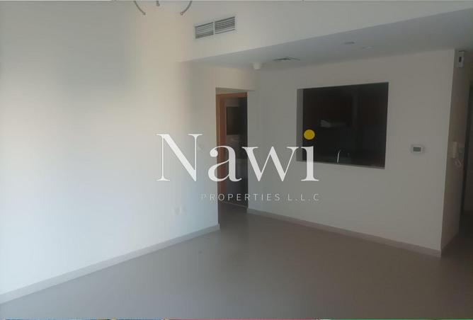 94011830 - Property Image 2