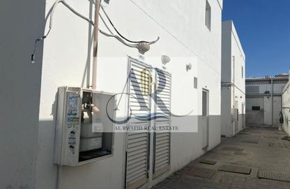 سكن عمال - استوديو - 8 حمامات للايجار في المنطقة الصناعية رقم 10 - المنطقة الصناعية بالشارقة - الشارقة