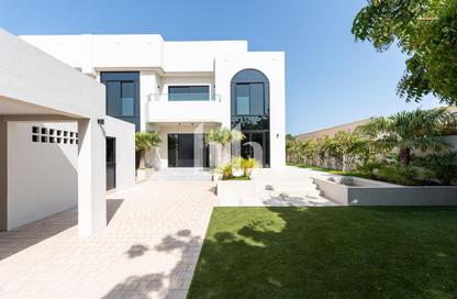Villa - 5 Bedrooms - 5 Bathrooms for rent in Jumeirah 1 Villas - Jumeirah 1 - Jumeirah - Dubai