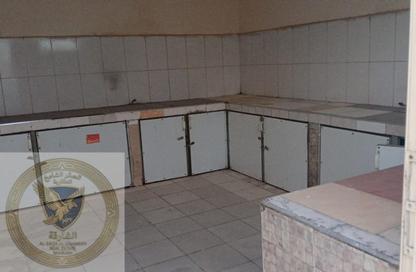 Labor Camp - Studio - 6 Bathrooms for rent in Al Sajaa S - Al Sajaa - Sharjah