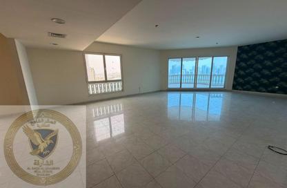 Apartment - 4 Bedrooms - 5 Bathrooms for rent in Al Majaz 3 - Al Majaz - Sharjah