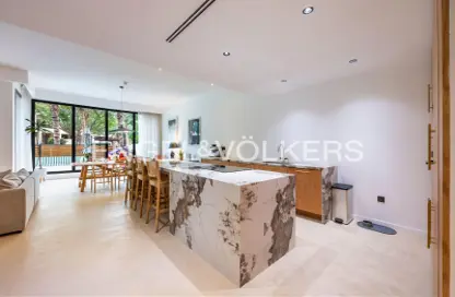 Townhouse - 5 Bedrooms - 5 Bathrooms for sale in Jumeirah Islands Townhouses - Jumeirah Islands - Dubai