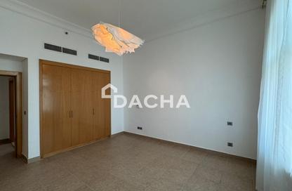 Apartment - 3 Bedrooms - 3 Bathrooms for rent in Al Khushkar - Shoreline Apartments - Palm Jumeirah - Dubai