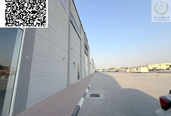 102825404 - Property Image 2