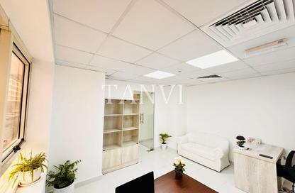 Office Space - Studio - 1 Bathroom for rent in Silver Home Building - Hor Al Anz - Deira - Dubai