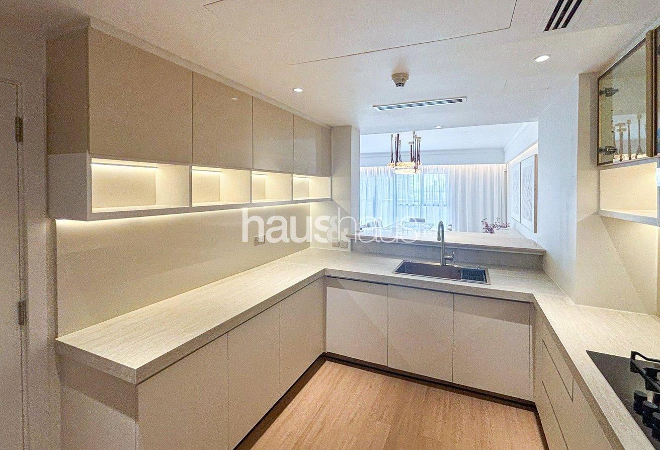 Creek Residences | Podium | Upgraded photo 9