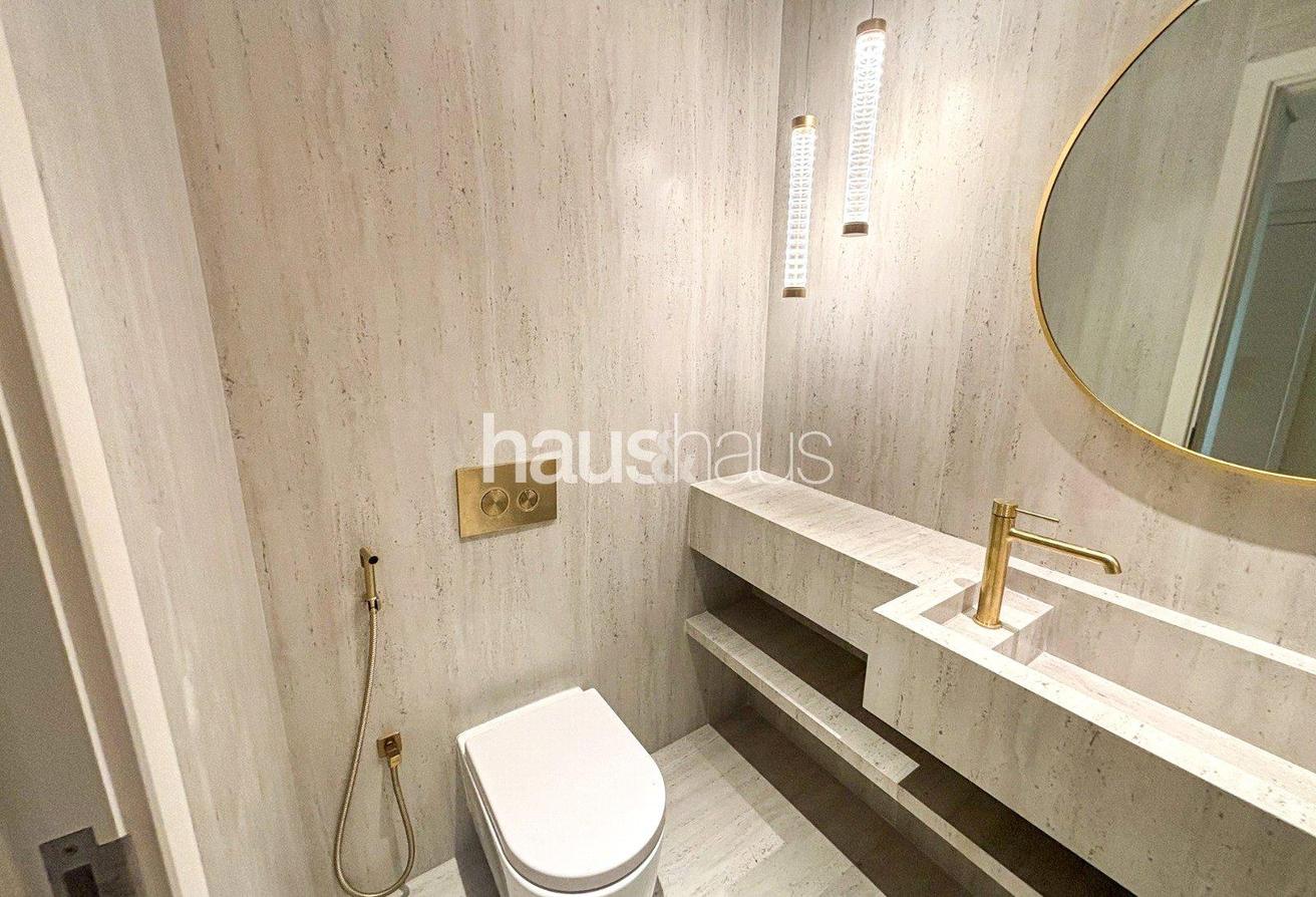 Creek Residences | Podium | Upgraded photo 12