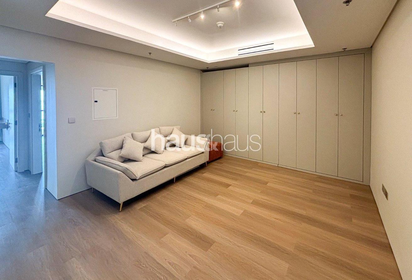 Creek Residences | Podium | Upgraded photo 15