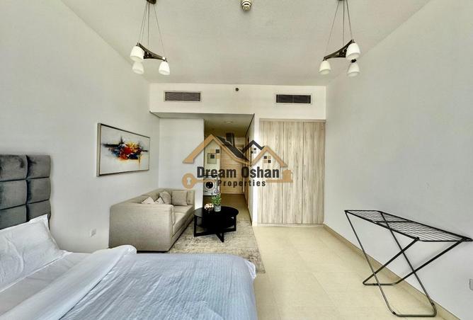 70302109 - Property Image 2