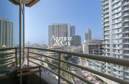Apartment - 1 - 1 for rent in Manchester Tower - Dubai Marina - Dubai