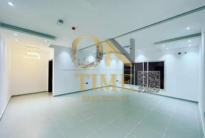 163712128 - Property Image 2