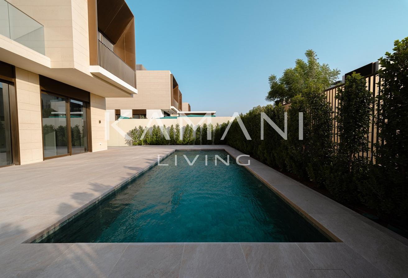 Pool | Corner Unit | Ready to Move photo 17