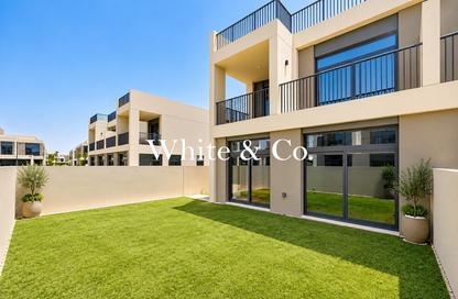 Villa - 4 - 6 for sale in South Bay 2 - South Bay - Residential District - Dubai South (Dubai World Central) - Dubai