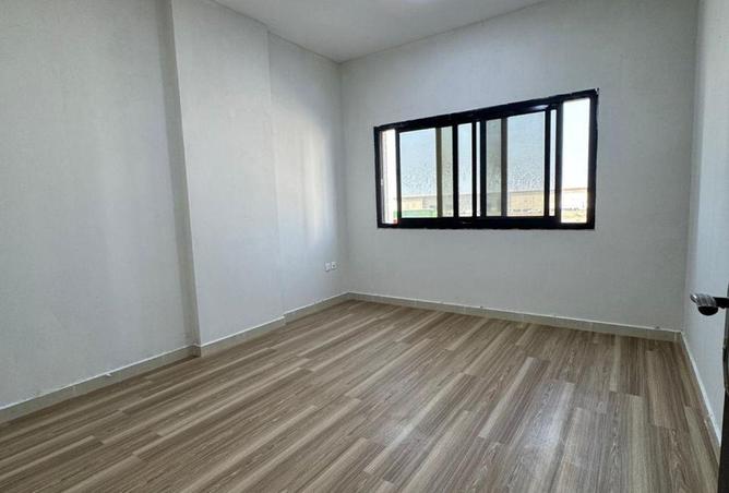 74251032 - Property Image 2