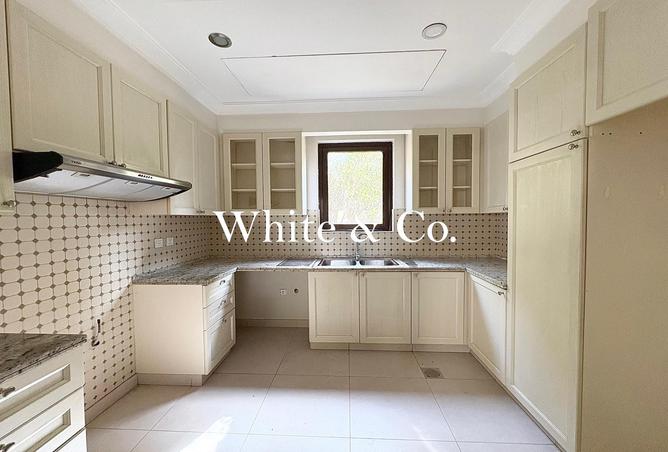 90054759 - Property Image 3