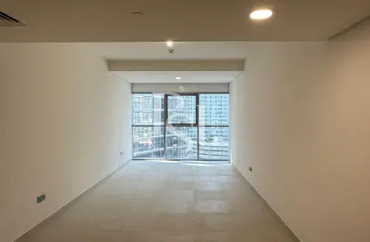 Apartment - 3 Bedrooms - 4 Bathrooms for rent in Radiant Square - City Of Lights - Al Reem Island - Abu Dhabi