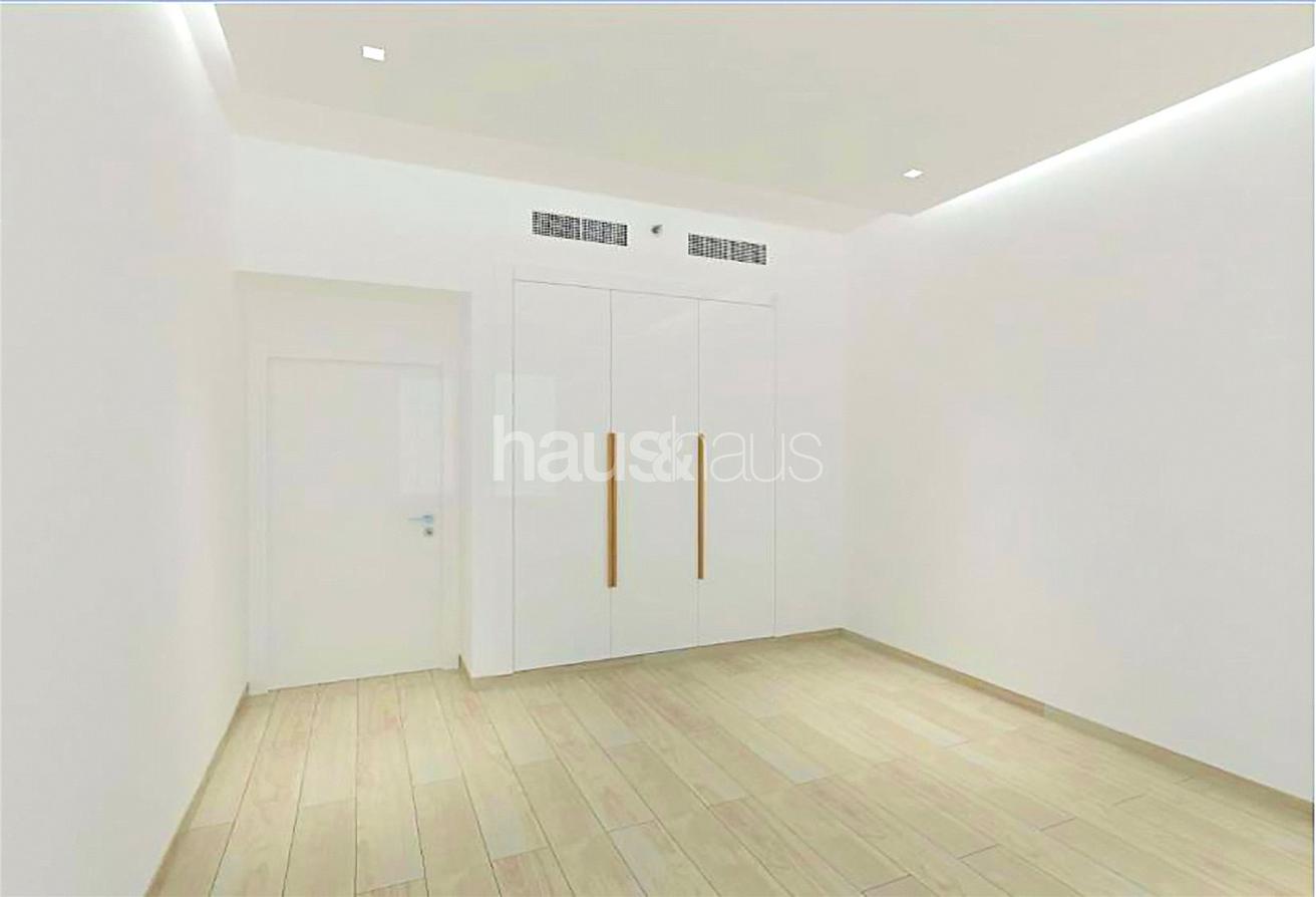 Fully Renovated | A Type | High Floor photo 9