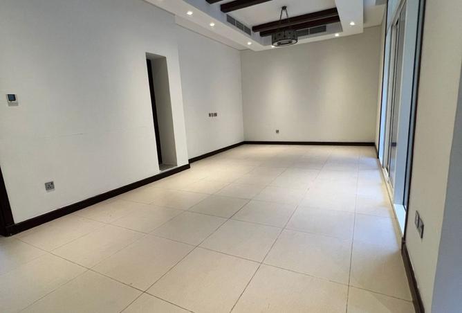 16043607 - Property Image 2