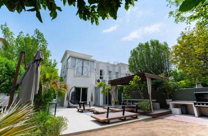 Villa - 2 Bedrooms - 3 Bathrooms for rent in Springs 3 - The Springs - Dubai
